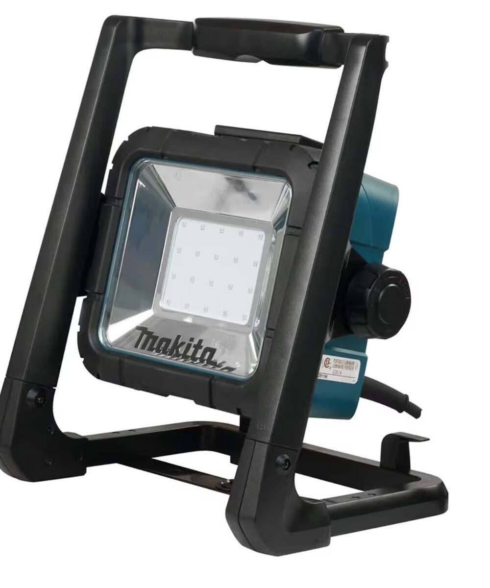 Makita DML805 18V LXT Lithium-Ion Cordless/Corded 20 L.E.D. Flood Light, Only